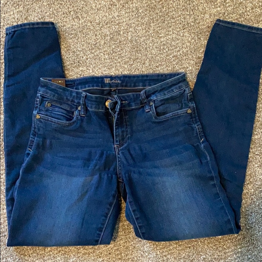 Kut from the Kloth size 8 skinny jeans